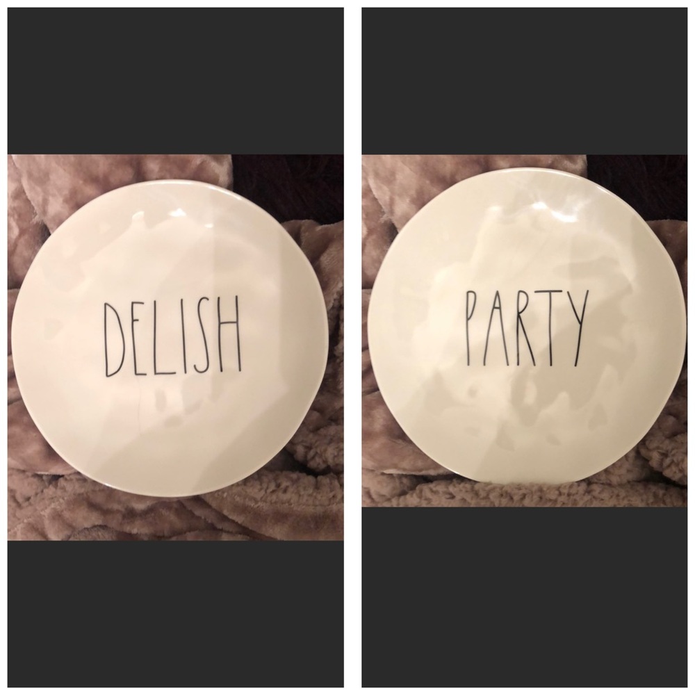 Set of 2 melamine plates